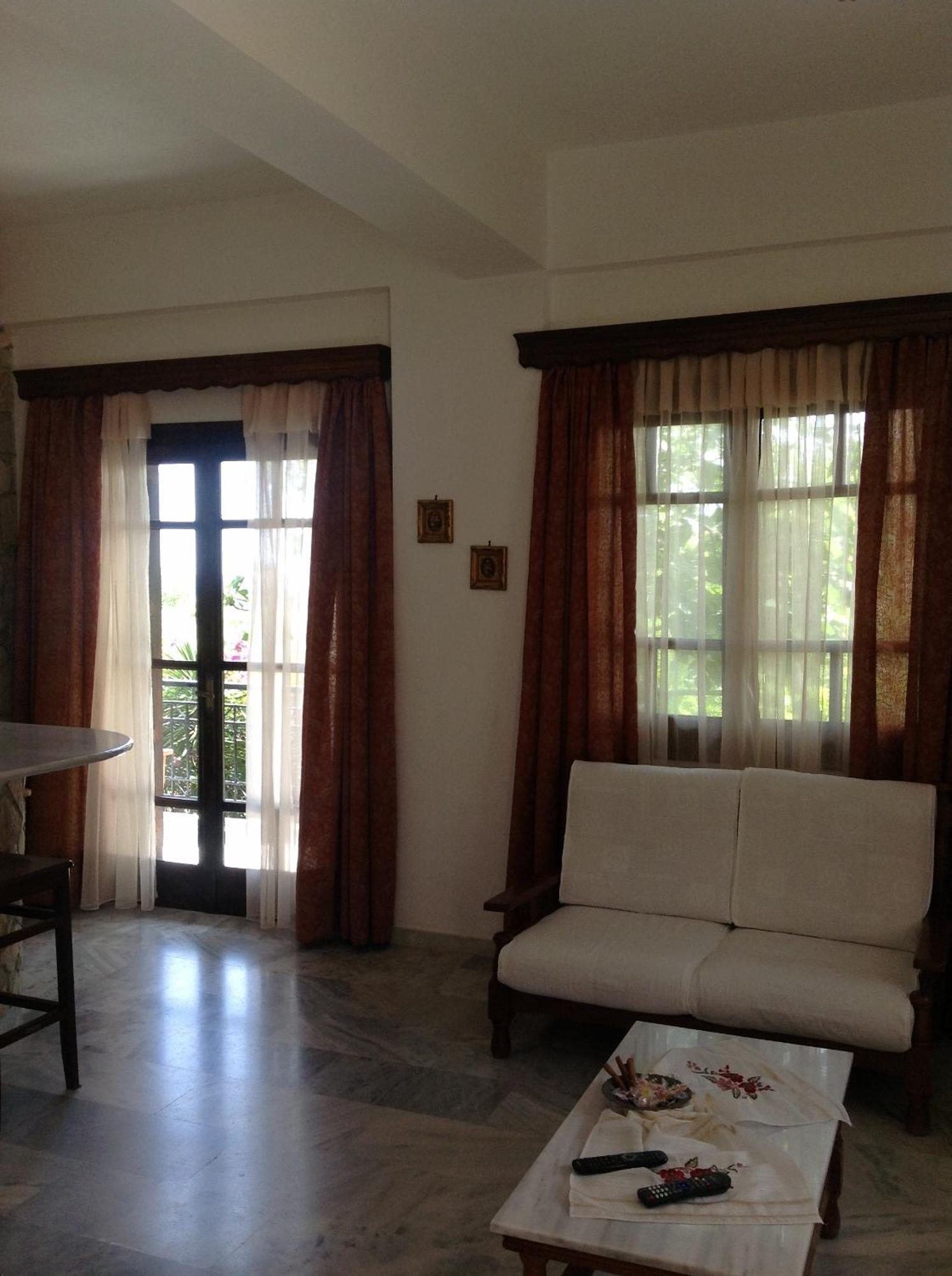 Villa Petra Kalamaki  Pokoj fotografie